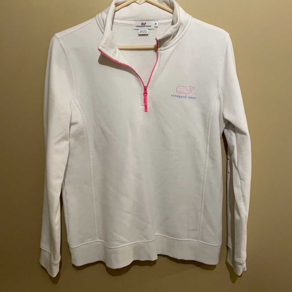 White Vineyard Vines Sweatshirt